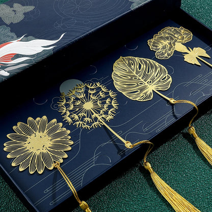 Elegant Chinese Handmade Bookmarks – Golden Lotus & Rose Design for Book Lovers