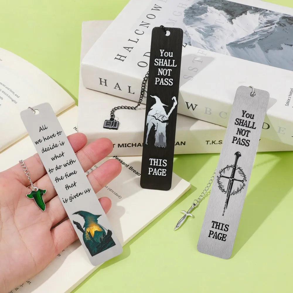 Lord of the Rings-Inspired Metal Bookmark with Ring Charm – Literary Gift for Fantasy Lovers