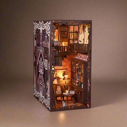 Miniature Wooden Bookshelf Dollhouse – 3D Puzzle & Bookend Set