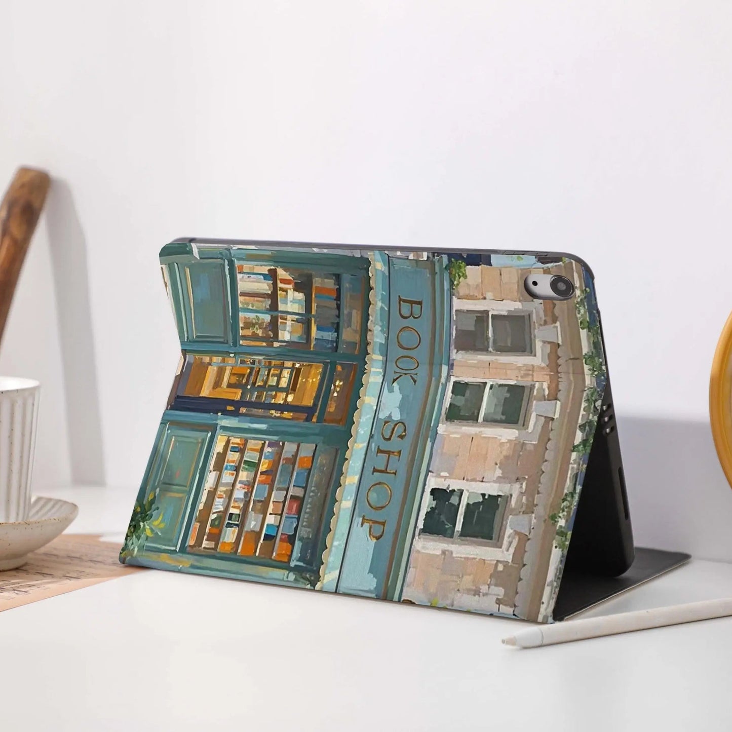 Cosy Bookshop iPad Case – For iPad, iPad Air, Pro & Mini Models